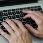 Chatbot GPT vs ChatGPT : la solution française simple et accessible